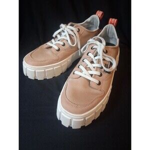 New in Box Palladium 'Pallatower Lo' Womens Nude Dust Fashion Sneaker Boots 6.5